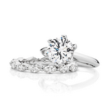 Deltora Diamonds Knife Edge Round Solitaire Setting with sustainable lab diamonds.