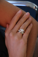 Emerald Cut Tapered Baguette Side Stone Setting