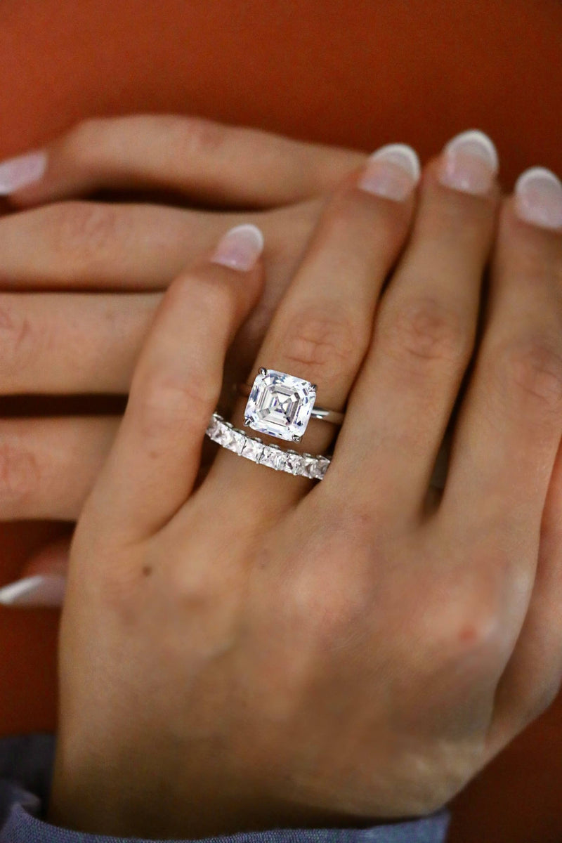 Deltora Diamonds Princess Cut 3mm Diamond Wedding Ring made with Sustainable Lab Diamonds.