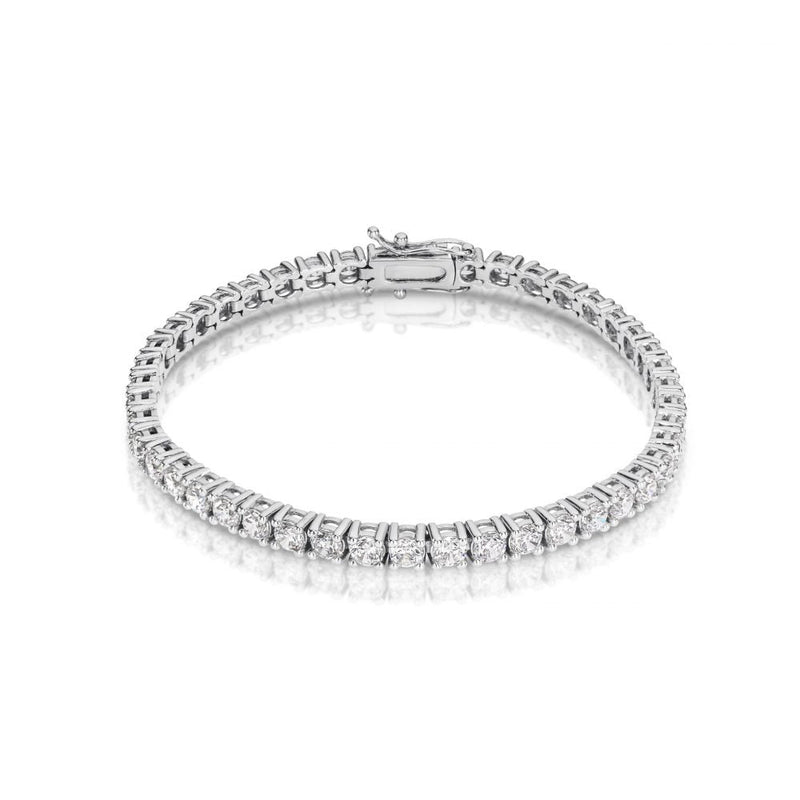 Deltora Diamonds Tennis Bracelet using Sustainable Lab Diamonds.