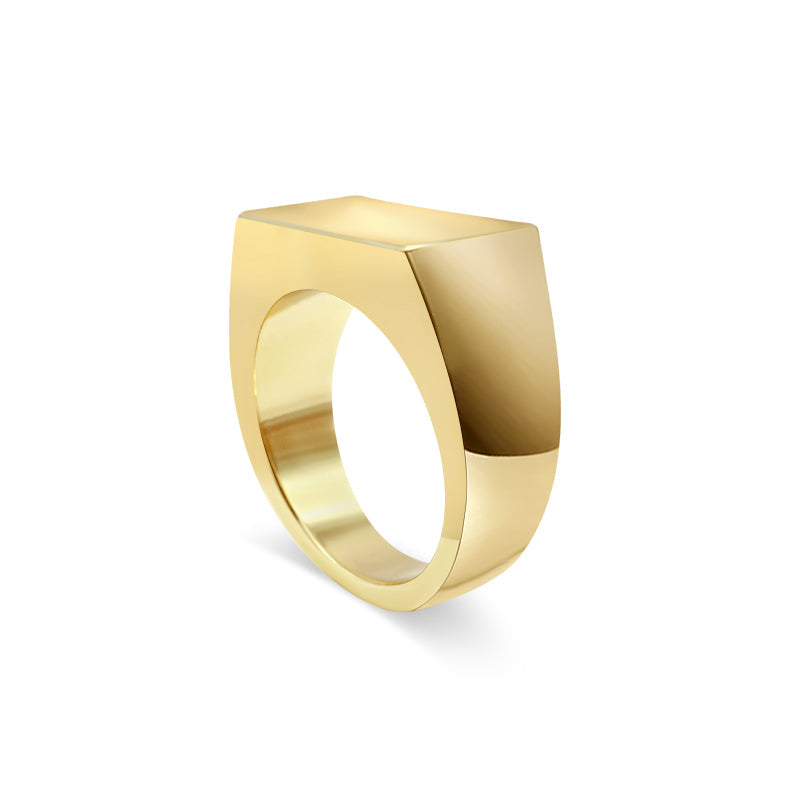 Deltora Diamonds Mens Signet Ring in Yellow Gold.